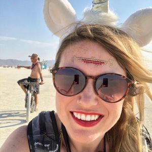 Meet your Posher, Esther